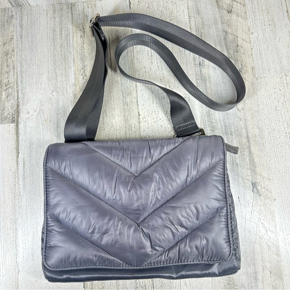 Athleta Handbags - Caraa X Athleta Crossbody Bag